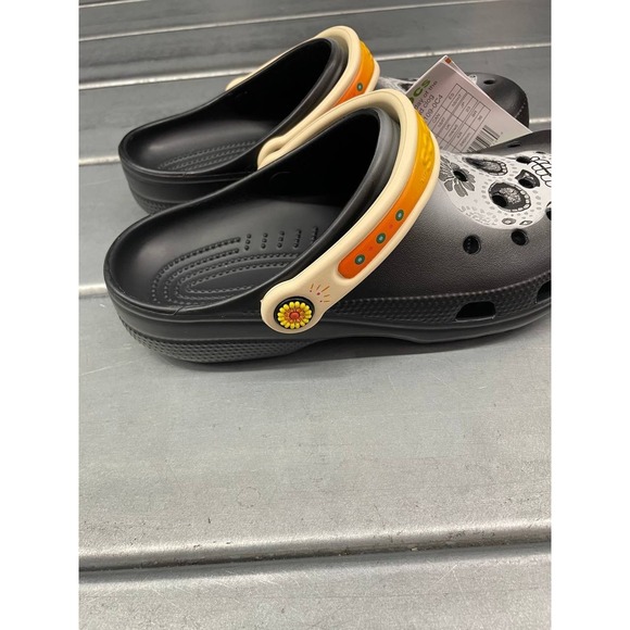 Crocs Day Of The Dead Clogs Womens 7 Black White Skull Floral Design - Picture 6 of 8